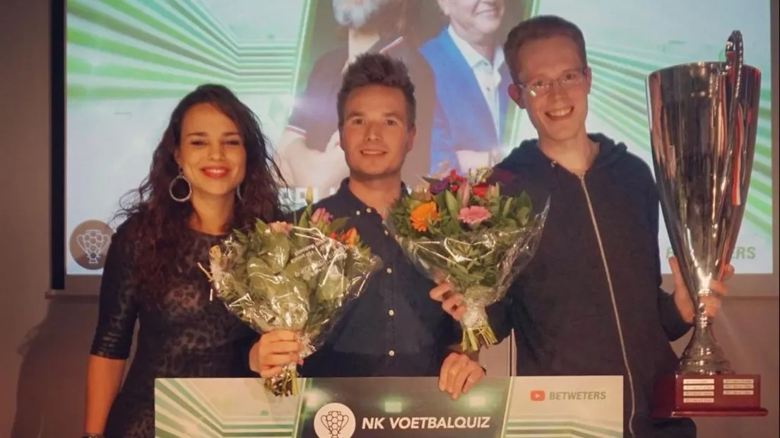 Rypke Bakker (midden) en Michel Abbink (rechts) na de NK-titel in 2017. Foto archief Rypke Bakker