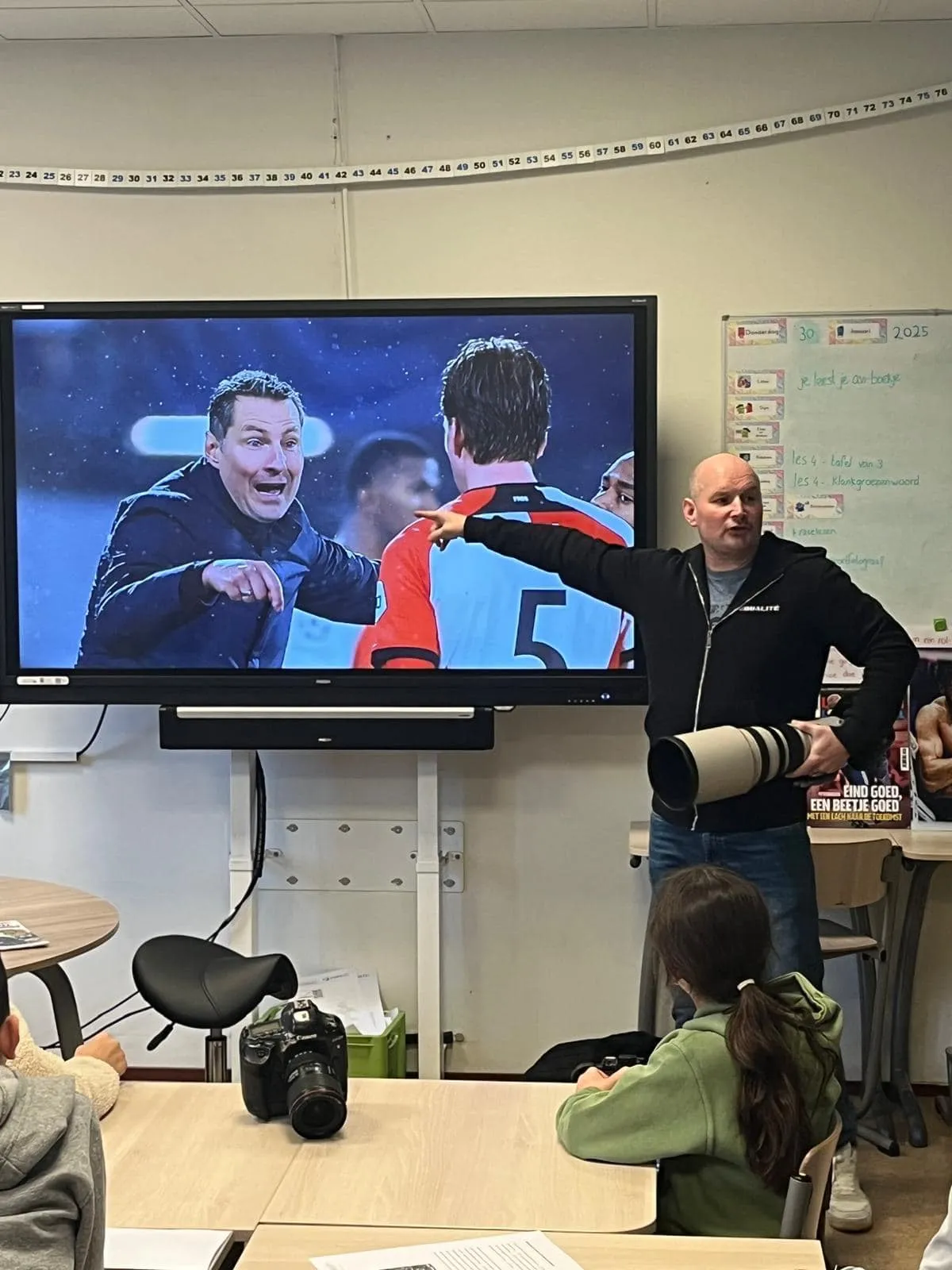 Keemink vertelt over een van zijn foto's.