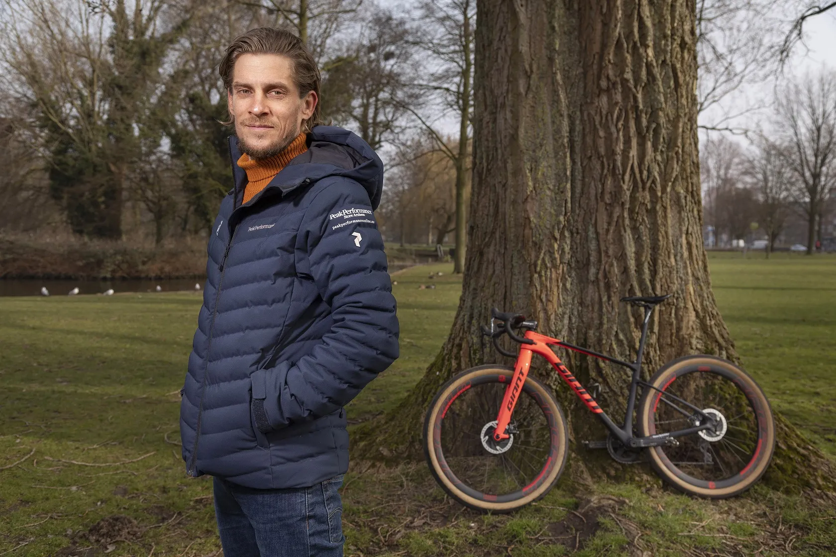 Thijs Zonneveld blijft ook als wielrenner nog journalist 