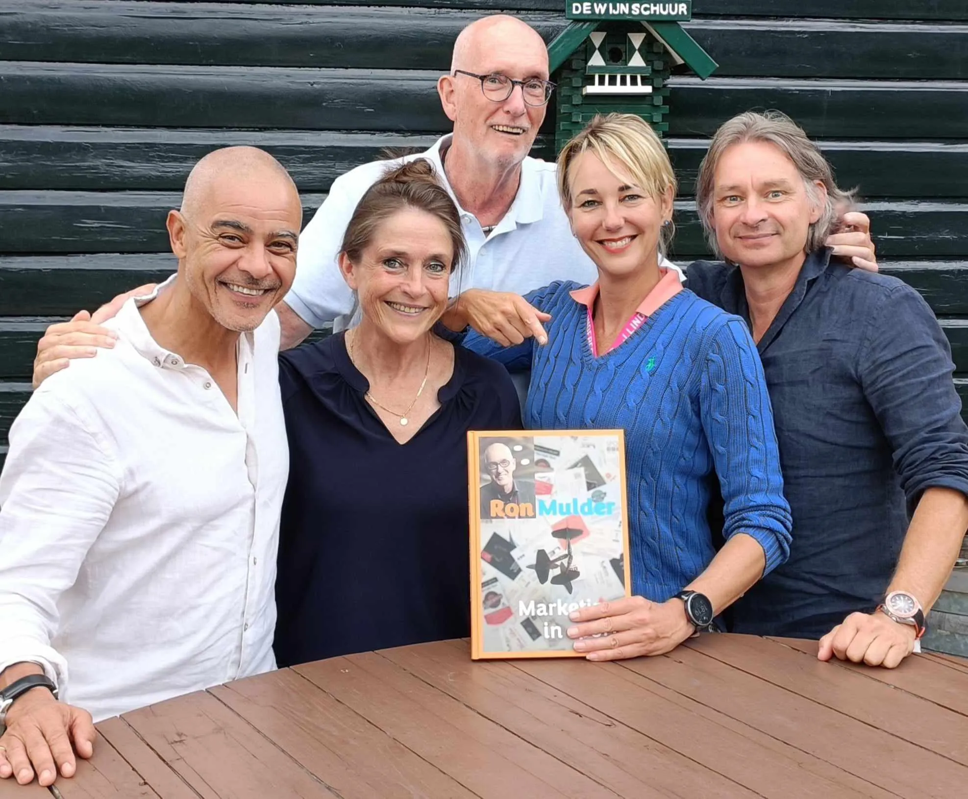 Memoires van sportmarketeer Ron Mulder te boek gesteld 