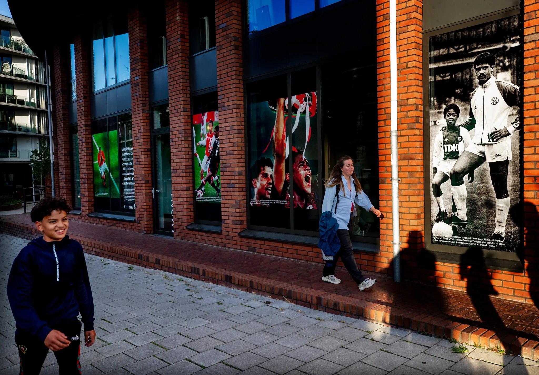 Foto-expositie Pim Ras over voetballers uit de Kolenkitbuurt