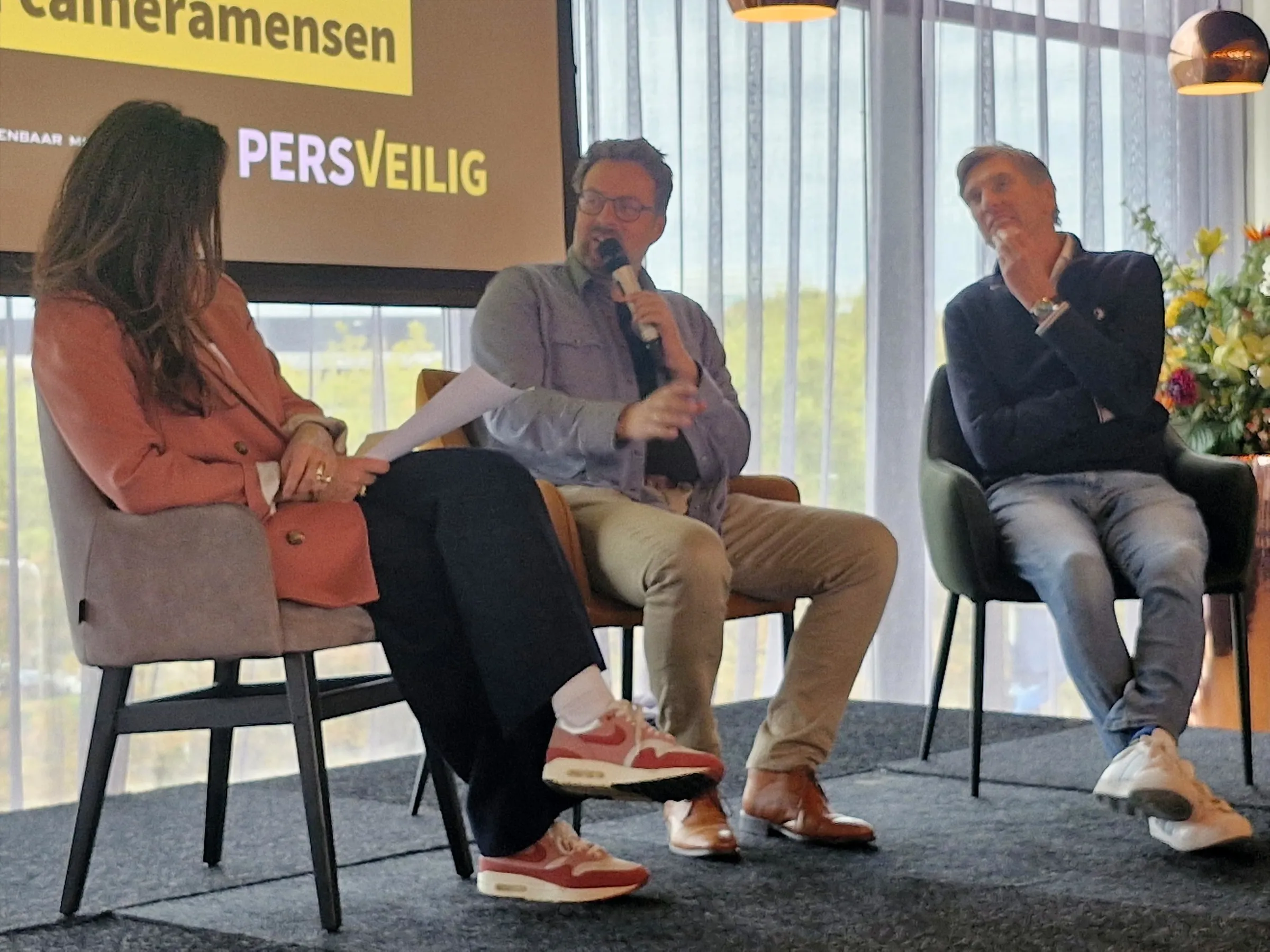 ‘Als het bestuur zich laat beveiligen, beveilig dan ook de pers’